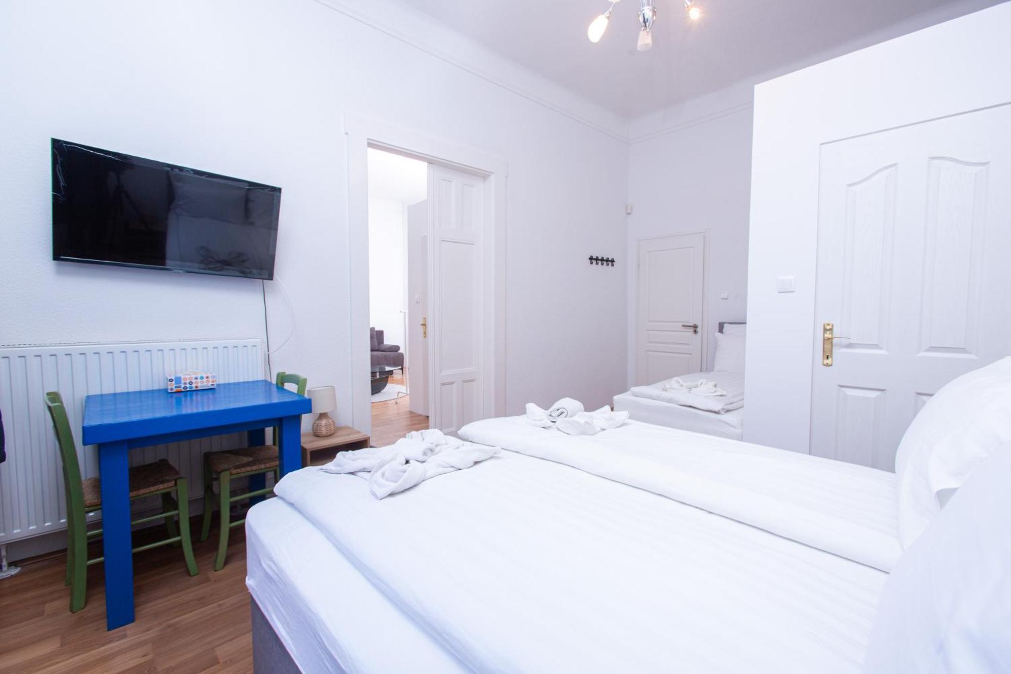 Violin Apartments Будапеща Екстериор снимка